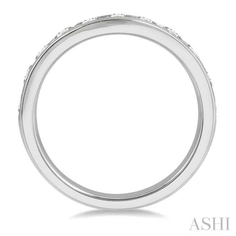 1 Ctw Round Cut Diamond Inlay Wedding Band in 14K White Gold