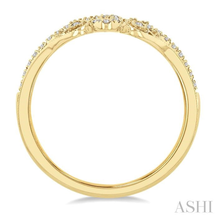 1/6 Ctw Chevron Loop Lattice Round Cut Diamond Wedding Band in 14K Yellow Gold