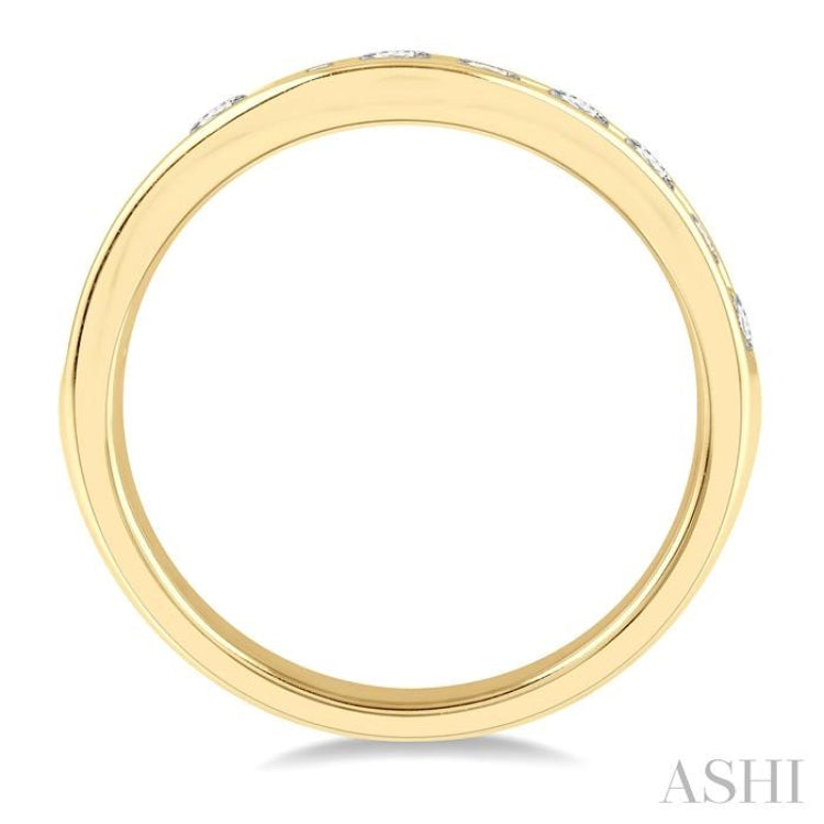 3/4 Ctw Round Cut Diamond Inlay Wedding Band in 14K Yellow Gold