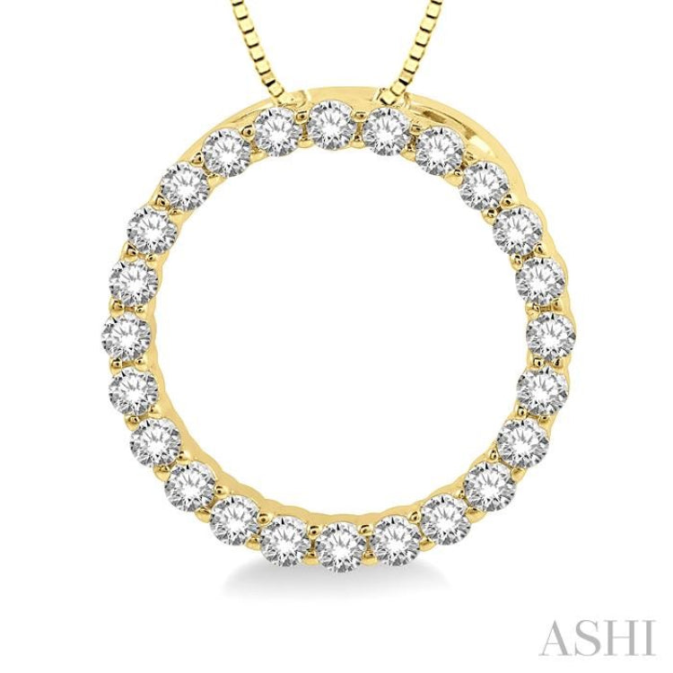 1/4 Ctw Circle of Love Round Cut Diamond Pendant With Chain in 14K Yellow Gold