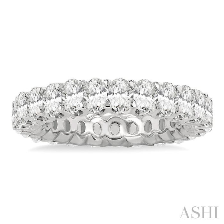 3 Ctw Eternity Oval Cut Diamond Wedding Band in 14K White Gold