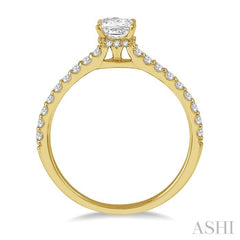 1/2 Ctw Round Cut Diamond Engagement Ring With 1/4 ct Princess Cut Center Stone in 14K Yellow Gold