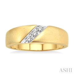 1/8 Ctw Round Cut Diamond Women's Ring in 14K Yellow Gold