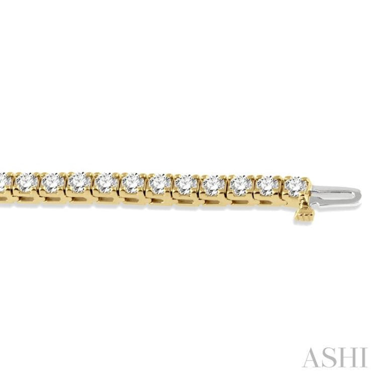 7 Ctw Square Shape Round Cut Diamond Tennis Bracelet in 14K Yellow Gold