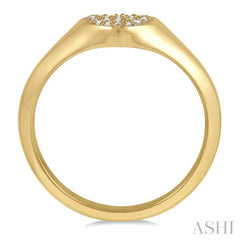 1/10 Ctw Heart Signet Round Cut Diamond Stackable Ring in 10K Yellow Gold