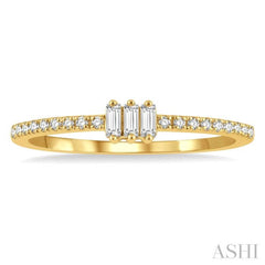 1/5 Ctw Baguette and Round Cut Diamond Petite Fashion Ring in 10K Yellow Gold