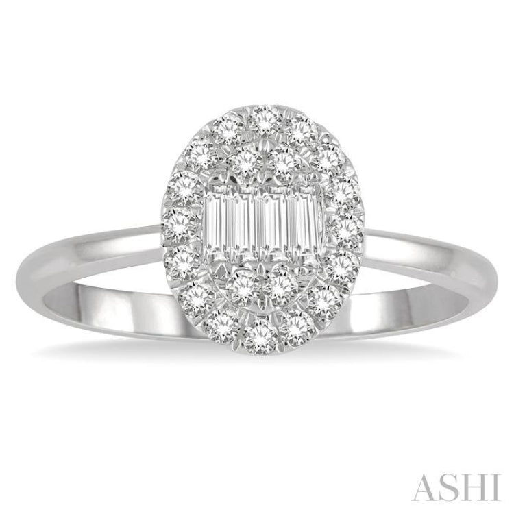 1/4 Ctw Oval Mount Baguette and Round Cut Diamond Fashion Ring in 14K White Gold