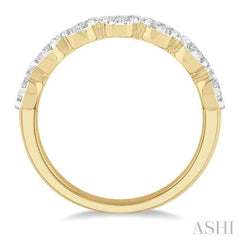 1/2 Ctw Jointed Circular Mount Lovebright round Cut Diamond Ring in 14K Yellow and White Gold