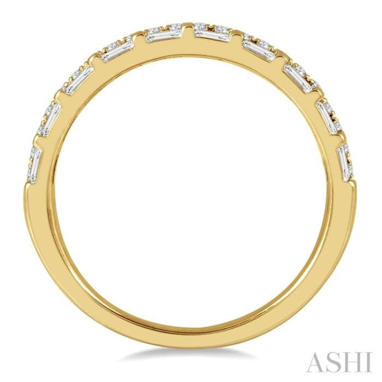 1/2 Ctw Parallel Row Baguette and Round Cut Diamond Stackable Fashion Band in 14K Yellow Gold