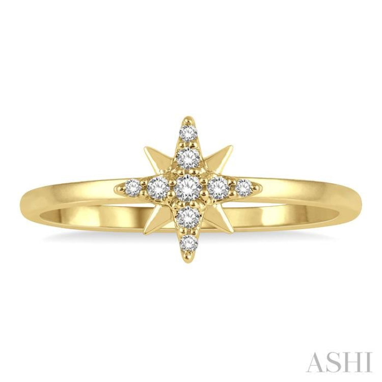 1/10 Ctw Star Center Round Cut Diamond Petite Fashion Ring in 10K Yellow Gold