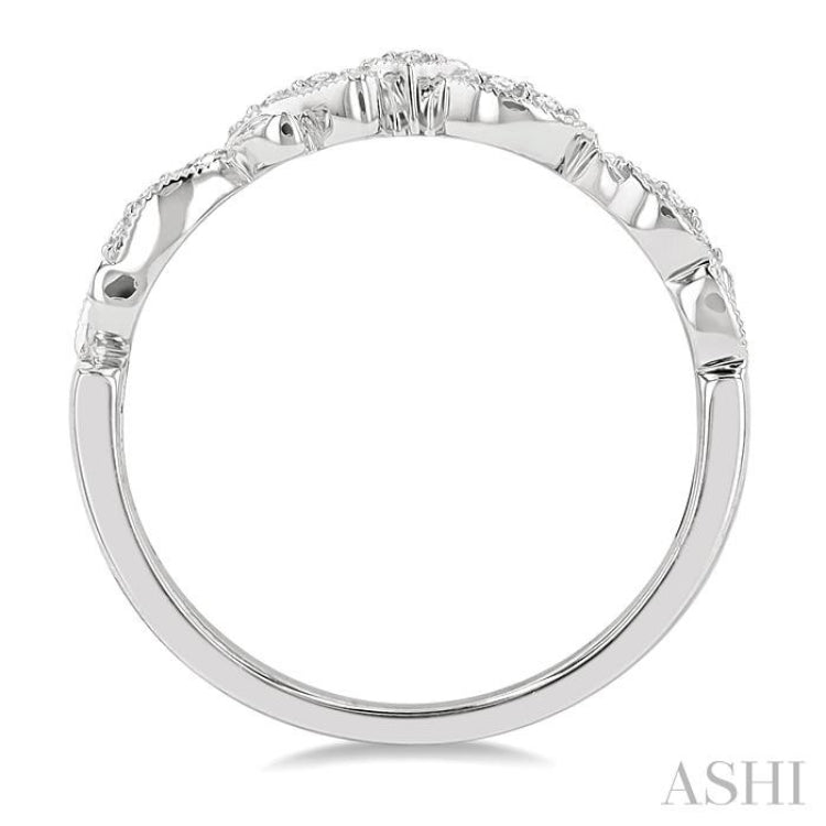 1/20 ctw Leaf Lattice Round Cut Diamond Wedding Band in 14K White Gold