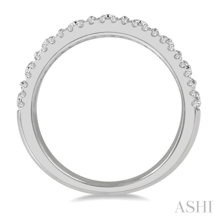 3/4 Ctw Baguette and Round Cut Diamond Fashion Band in 14K White Gold