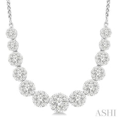 2 Ctw Round Cut Diamond Lovebright Necklace in 14K White Gold