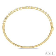 1 1/2 Ctw Circular Lovebright Round Cut Diamond Bangle in 14K Yellow and White Gold