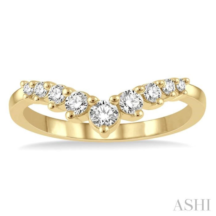 1/3 Ctw Chevron Round Cut Diamond Fashion Ring in 14K Yellow Gold