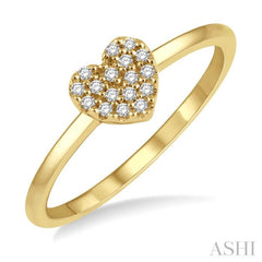 1/10 Ctw Heart Charm Round Cut Diamond Petite Fashion Ring in 14K Yellow Gold