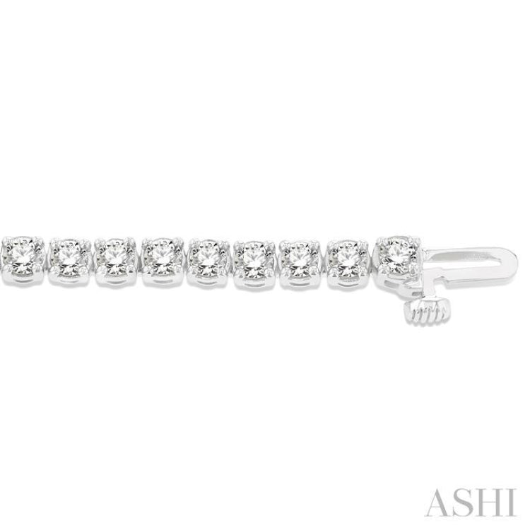 4 Ctw Round Cut Diamond Tennis Bracelet in 14K White Gold