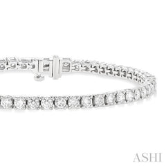 5 Ctw Round Cut Diamond Tennis Bracelet in 14K White Gold