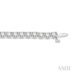 9 Ctw Round Cut Diamond Tennis Bracelet in 14K White Gold