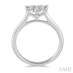 1/2 Ctw Round Cut Diamond Heart Shape Lovebright Ring in 14K White Gold