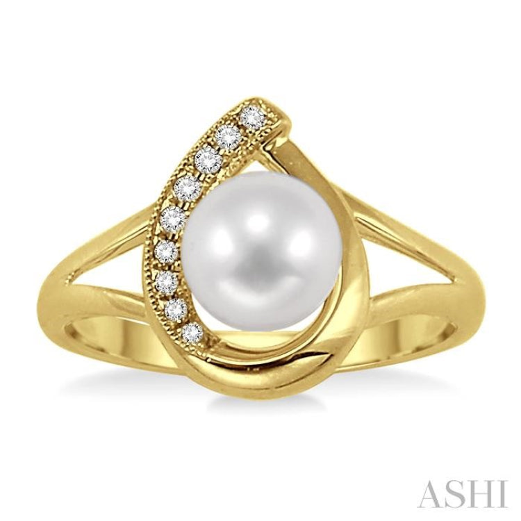 6.5 MM Cultured Pearl and 1/20 ctw Round Cut Diamond Ring in 10K Yellow Gold