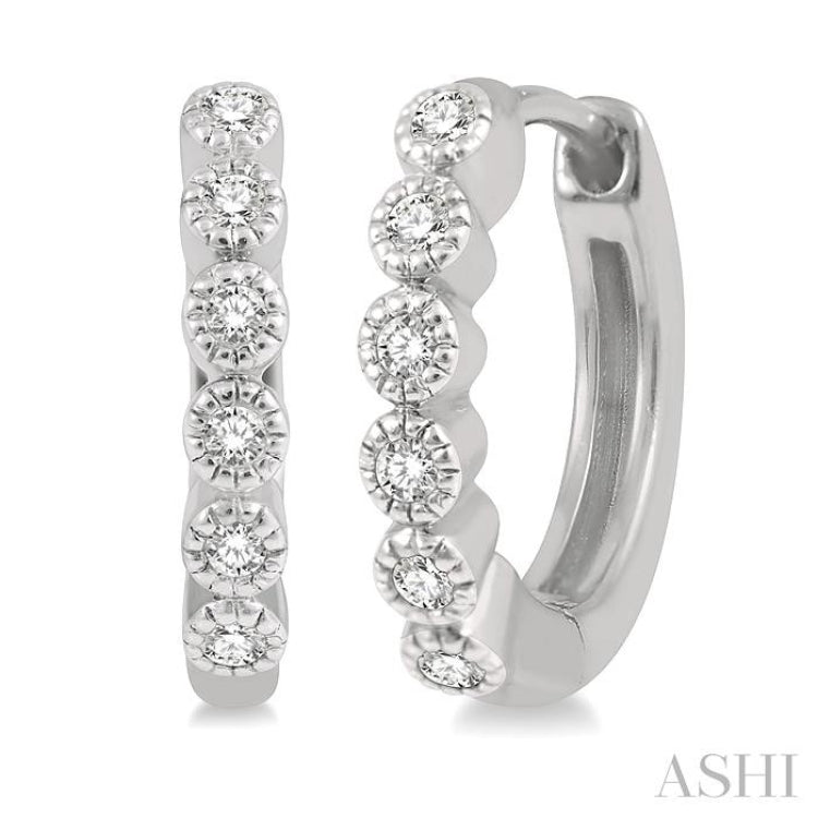 1/10 Ctw Round Cut Diamond Huggie Earrings in 10K White Gold