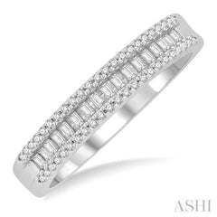 1/3 ctw Baguette and Round Cut Diamond Stackable Fashion Band in 14K White Gold