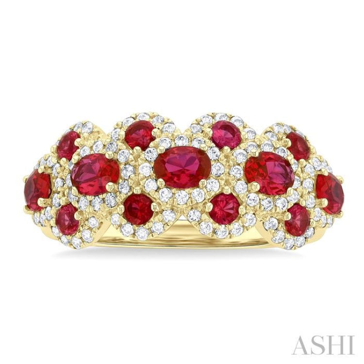 1/2 ctw Scalloped Edge 4X3 MM Oval & 2.2 MM Round Cut Ruby and Round Cut Diamond Precious Ring in 14K Yellow Gold