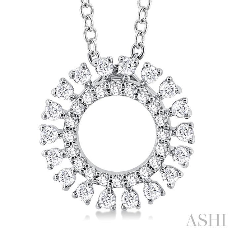 1/4 ctw Circle Round Cut Diamond Fashion Pendant With Chain in 10K White Gold