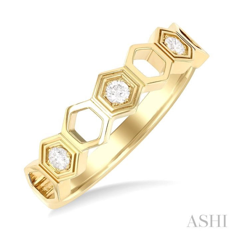 1/8 ctw Hexagon Shape Round Cut Diamond Fashion Ring in 14K Yellow Gold