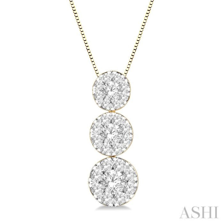 1/4 ctw Lovebright 3 stone Essential Round Cut Diamond Pendant with Chain in 14K Yellow and White Gold