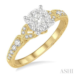 1/2 Ctw Round Cut Diamond Lovebright Engagement Ring in 14K Yellow & White Gold