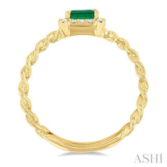 1/10 ctw Curb & Cuban Link East-West 5x3 MM Oval Cut Emerald and Round Cut Diamond Halo Precious Ring in 10K Yellow Gold