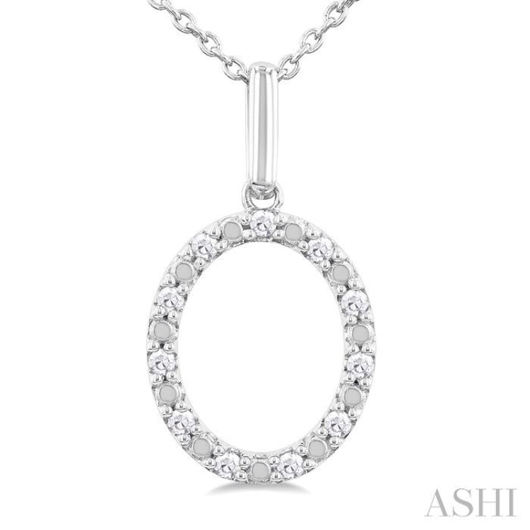 1/10 Ctw Initial 'O' Round Cut Diamond Fashion Pendant With Chain in Sterling Silver