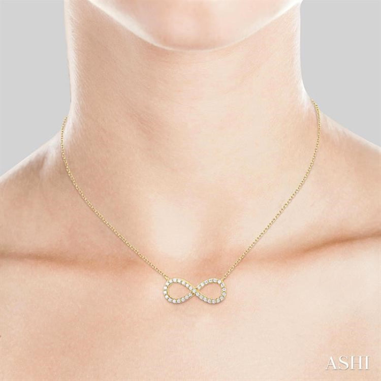 1/10 Ctw Round Cut Diamond Infinity Pendant in 10K Yellow Gold