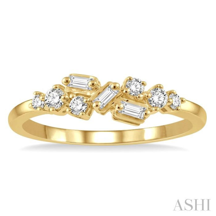 1/4 Ctw Baguette and Round Cut Diamond Fashion Scatter Ring in 14K Yellow Gold