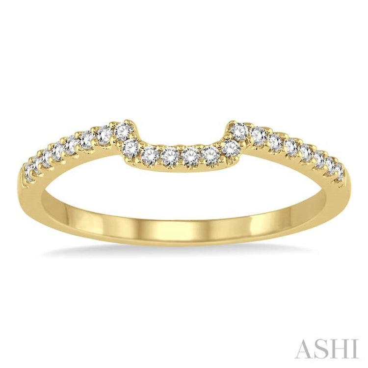 1/6 Ctw Round Cut Diamond Wedding Band in 14K Yellow Gold