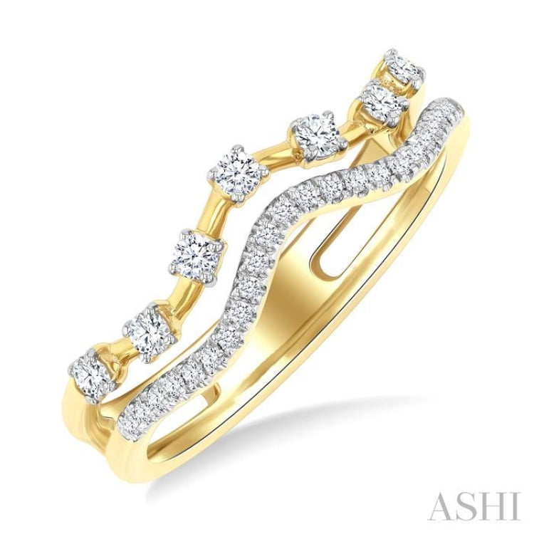 1/4 Ctw Curvy Split Twin Row Round Cut Diamond Fashion Band in 14K Yellow Gold