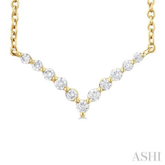 1/8 Ctw Chevron Round Cut Diamond Necklace in 14K Yellow Gold