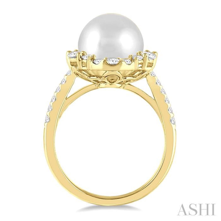 10MM Cultured Pearl and 3/4 Ctw Hexagon Shape Round Cut Diamond Ring in 14K Yellow Gold