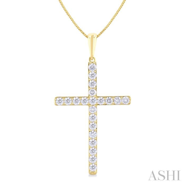 1/2 ctw Round Cut Diamond Prong Set 1-Inch Plate Cross Pendant With Chain in 14K Yellow Gold