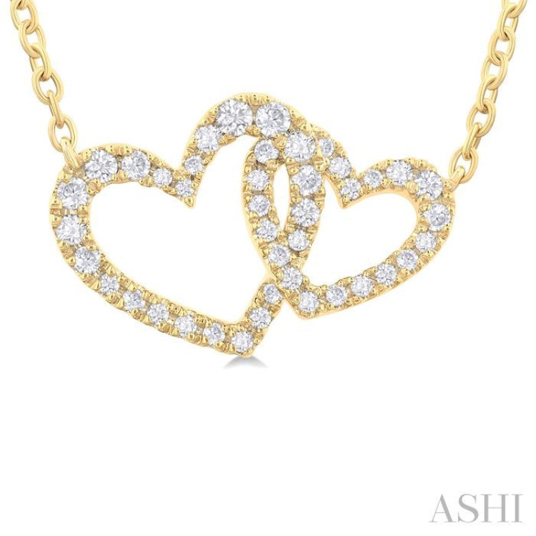 1/4 Ctw Interlocked Heart Round Cut Diamond Fashion Pendant With Chain in 10K Yellow Gold