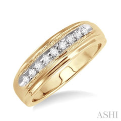 1/8 Ctw Round Cut Diamond Women's Ring in 14K Yellow Gold