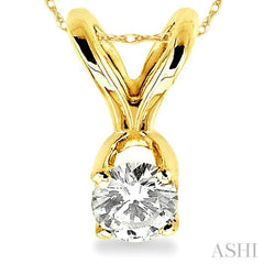 Round Cut Diamond Solitaire Pendant in 14K Yellow Gold with Chain