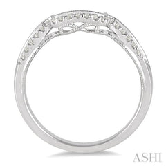 1/6 Ctw Round Cut Diamond Wedding Band in 14K White Gold