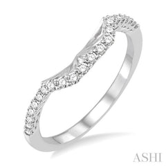 1/4 Ctw Round Cut Diamond Wedding Band in 14K White Gold