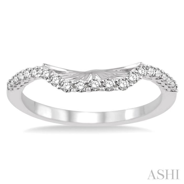 1/4 Ctw Round Cut Diamond Wedding Band in 14K White Gold