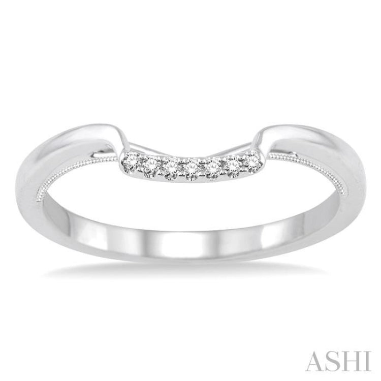 1/20 Ctw Round Cut Diamond Wedding Band in 14K White Gold