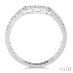 1/6 Ctw Round Cut Diamond Wedding Band in 14K White Gold