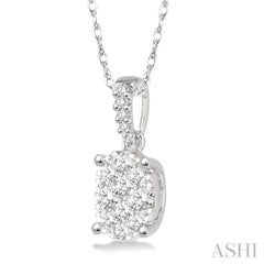 1/6 Ctw Oval Shape Diamond Lovebright Pendant in 14K White Gold with Chain